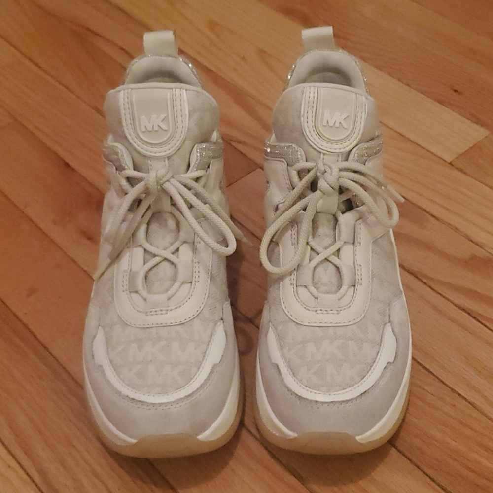 Michael kors olympia sneakers 6.5